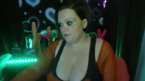honeychambers online show from January 2026 12:34:02 AM