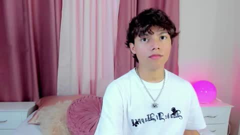 honeymoon_sariel online show from December 2025 08:15:02 PM