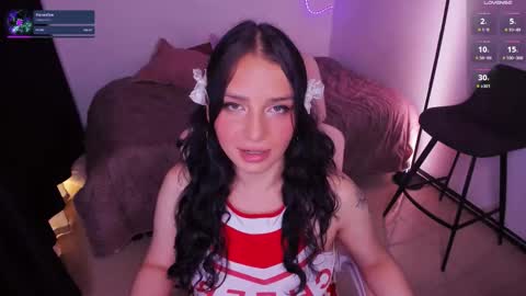 Snapshot of honeymoontea chatting on October 2025 08:46:02 PM online show from October 2025 08:46:02 PM