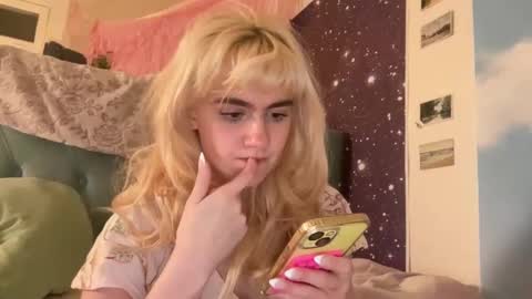 Emi Rose online show from December 2024 07:13:02 AM