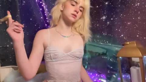 Emi Rose online show from January 2025 05:02:02 AM