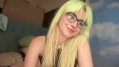 Emi Rose online show from October 2025 06:08:02 AM