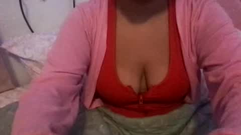 honeyyy89 online show from April 2026 02:20:01 AM