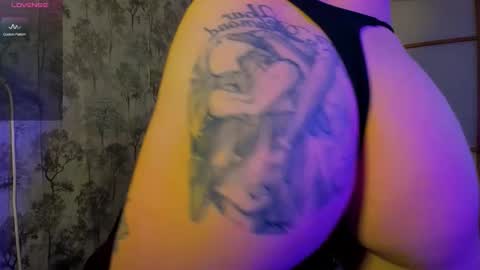 the perfectgirl online show from October 2025 08:20:01 PM