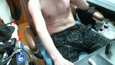 Snapshot of hoodiex22 chatting on January 2025 07:38:02 AM hoodiex22 online show from January 2025 07:38:02 AM