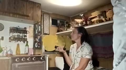 Snapshot of hoodoou chatting on December 2025 05:03:02 AM hoodoou online show from December 2025 05:03:02 AM