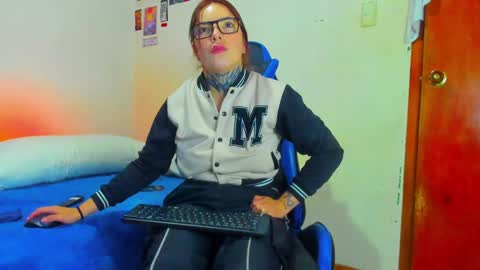 ONLYFANS online show from April 2026 09:21:02 PM