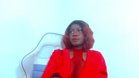 Snapshot of hoot_emily chatting on July 2026 10:08:01 AM Emily online show from July 2026 10:08:01 AM