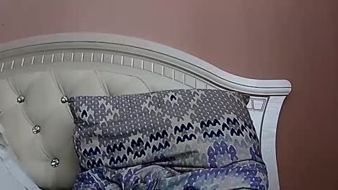 Snapshot of hootloove69 chatting on December 2024 08:34:02 AM hootloove69 online show from December 2024 08:34:02 AM