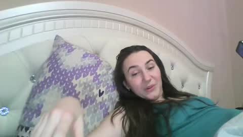 Snapshot of hootloove69 chatting on January 2025 07:39:01 PM hootloove69 online show from January 2025 07:39:01 PM