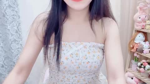 Rina online show from October 2025 01:43:02 PM