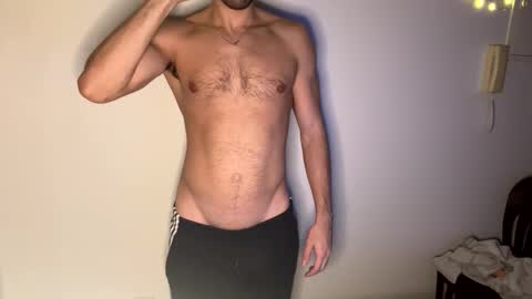 Snapshot of hornboy43 chatting on January 2026 07:50:02 PM Oliver Saints online show from January 2026 07:50:02 PM