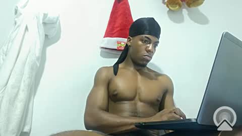 Snapshot of horneyguy2399 chatting on December 2024 07:51:02 AM sugarbaby online show from December 2024 07:51:02 AM
