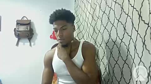 Snapshot of horneyguy2399 chatting on January 2025 02:14:01 AM sugarbaby online show from January 2025 02:14:01 AM