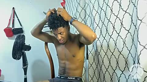 Snapshot of horneyguy2399 chatting on February 2025 04:57:02 AM sugarbaby online show from February 2025 04:57:02 AM