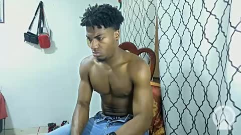 Snapshot of horneyguy2399 chatting on March 2025 08:29:02 PM sugarbaby online show from March 2025 08:29:02 PM