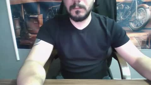 Snapshot of horny_cock31 chatting on April 2026 09:32:01 PM pussy slapper online show from April 2026 09:32:01 PM