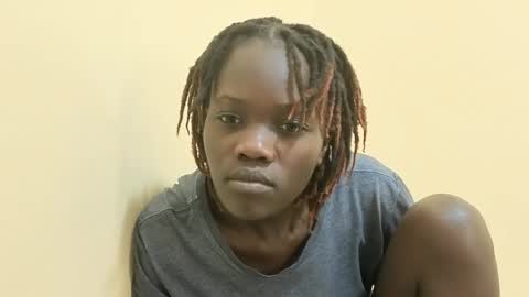 Snapshot of horny_ebonies chatting on February 2026 05:18:02 PM horny_ebonies online show from February 2026 05:18:02 PM