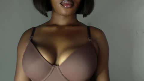delilah online show from May 2026 08:06:01 PM