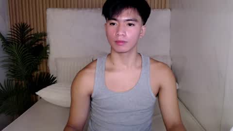 Snapshot of horny_jamesxx chatting on July 2026 05:31:01 PM cum boy james online show from July 2026 05:31:01 PM