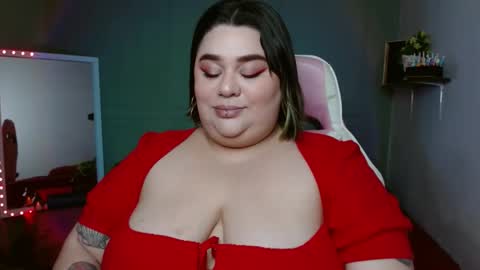 Snapshot of horny_neighbors_ chatting on December 2024 03:25:02 AM onlyTiffany I broke up with frank 10 days ago online show from December 2024 03:25:02 AM