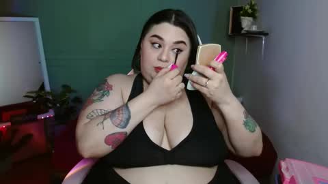 Snapshot of horny_neighbors_ chatting on December 2024 06:56:01 AM onlyTiffany I broke up with frank 10 days ago online show from December 2024 06:56:01 AM