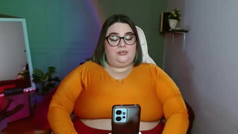 Snapshot of horny_neighbors_ chatting on January 2025 09:07:01 AM onlyTiffany I broke up with frank 10 days ago online show from January 2025 09:07:01 AM