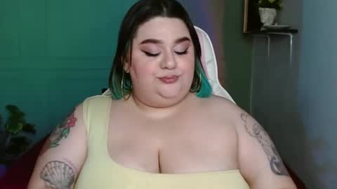 Snapshot of horny_neighbors_ chatting on January 2025 04:48:02 AM onlyTiffany I broke up with frank 10 days ago online show from January 2025 04:48:02 AM