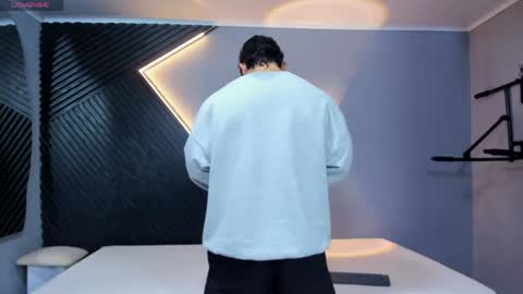 horny_nick18 online show from April 2026 01:27:02 PM