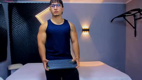 horny_nick18 online show from May 2026 02:02:01 PM