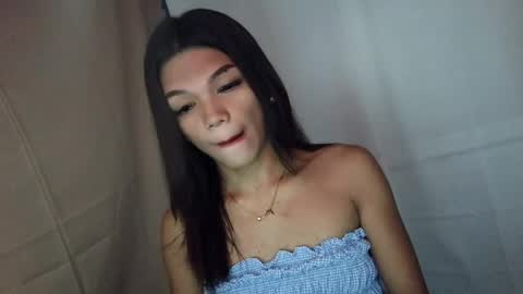 Rhiana online show from May 2026 04:42:02 AM