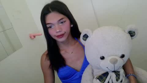 Rhiana online show from May 2026 03:35:01 AM