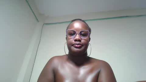 Snapshot of horny_sexxy_babe chatting on February 2026 01:21:02 PM Lucy online show from February 2026 01:21:02 PM