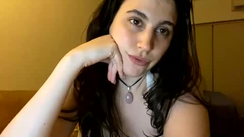 Snapshot of hornybaby675 chatting on December 2024 06:04:01 AM Tina baby online show from December 2024 06:04:01 AM