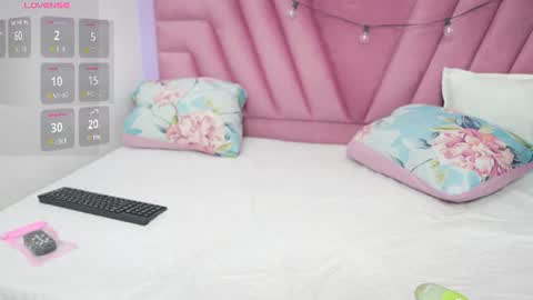 Khloe  online show from June 2026 11:55:02 AM