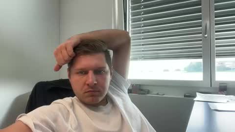 hornyboy95300 online show from October 2025 09:41:02 AM