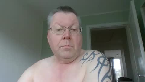 Snapshot of hornydick874303 chatting on January 2025 08:14:01 AM Meikelmeier online show from January 2025 08:14:01 AM