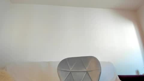 Emma online show from March 2026 08:31:01 AM