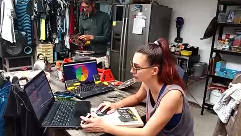 Nix  D online show from October 2025 10:58:02 AM