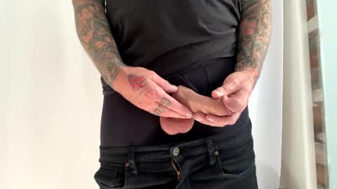 Hornyhumper online show from September 2025 07:13:01 PM