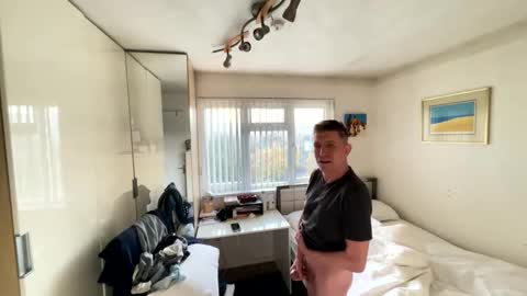 Snapshot of hornylondo chatting on October 2025 07:12:01 AM Hornylondon online show from October 2025 07:12:01 AM