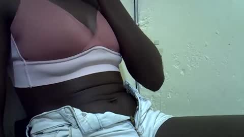 hornysoul02 online show from February 2026 07:37:01 AM