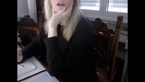 Snapshot of hornyssima chatting on November 2025 10:47:01 AM Hornyssima online show from November 2025 10:47:01 AM