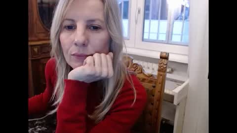 Snapshot of hornyssima chatting on December 2025 03:17:02 PM Hornyssima online show from December 2025 03:17:02 PM