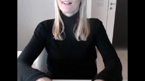 Snapshot of hornyssima chatting on January 2026 04:01:02 PM Hornyssima online show from January 2026 04:01:02 PM