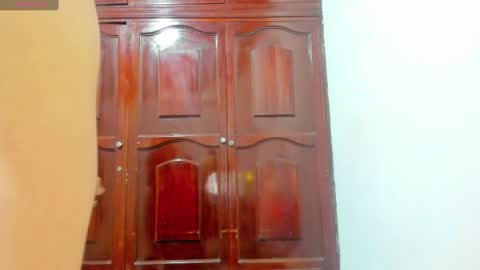 ronald and victoria online show from December 2024 01:56:01 AM