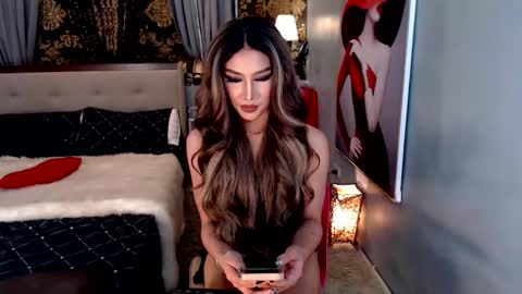 Madison online show from February 2025 04:04:01 AM