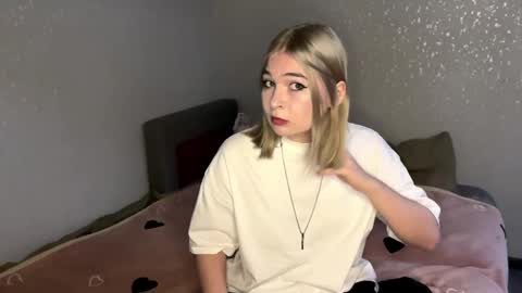 Lola online show from March 2026 03:05:02 PM