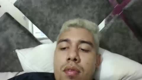 Snapshot of hot2512 chatting on December 2025 05:13:01 AM hot2512 online show from December 2025 05:13:01 AM