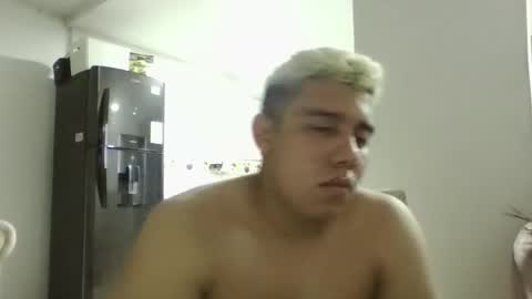 hot2512 online show from January 2026 02:03:01 AM